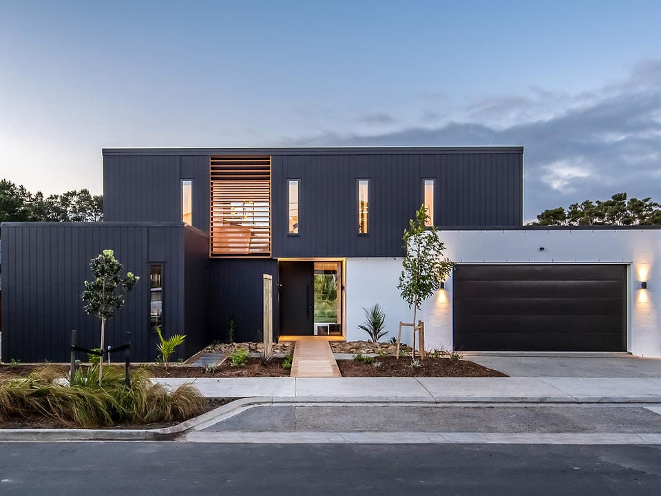 Professional exterior cleaning in Wellington